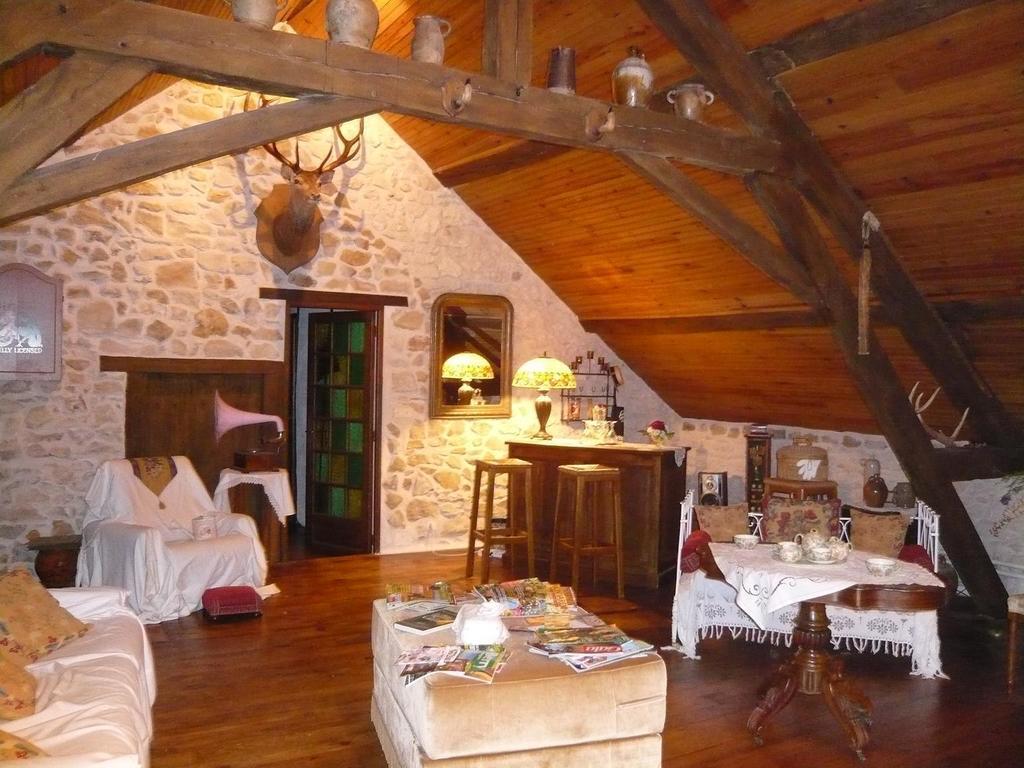 לינה וארוחת בוקר Vouzeron La Petite Ferme מראה חיצוני תמונה